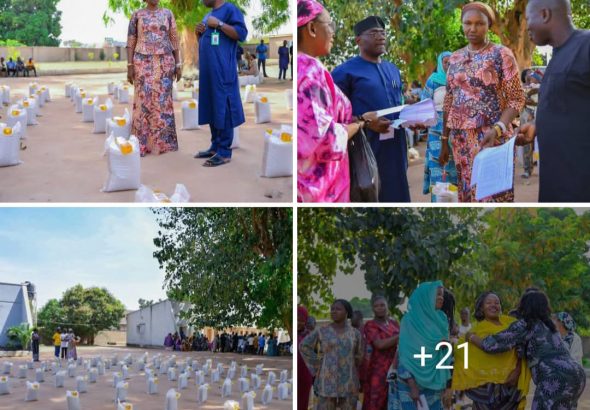 Ministry of Women Affairs and Child Development, Taraba State, Distributes Food Items and Cash to Staff and other Beneficiaries